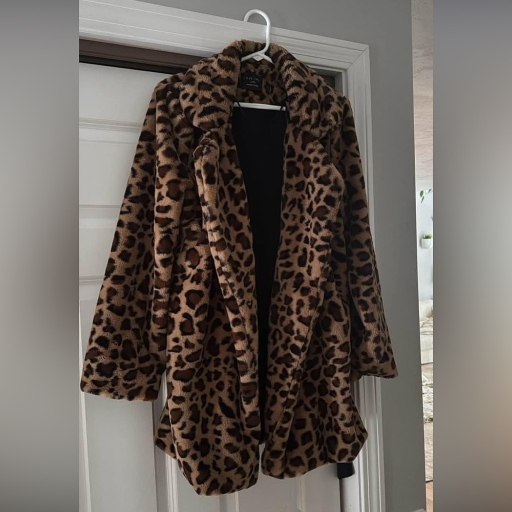 Love tree leopard coat